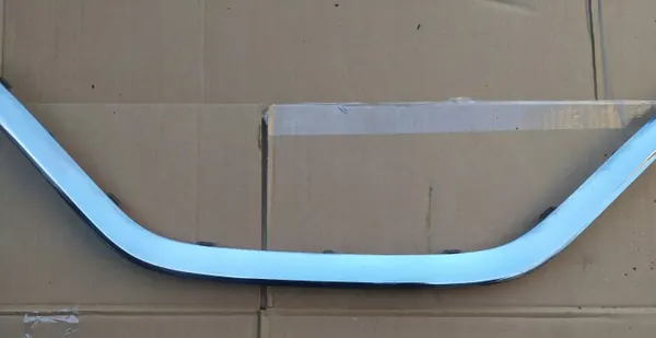 Grelha dianteira Renault Kadjar OEM 623856800R - Usado image 3