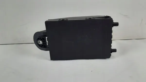Boîte à fusibles Volvo V60 II OEM 32209198 - Occasion image 2