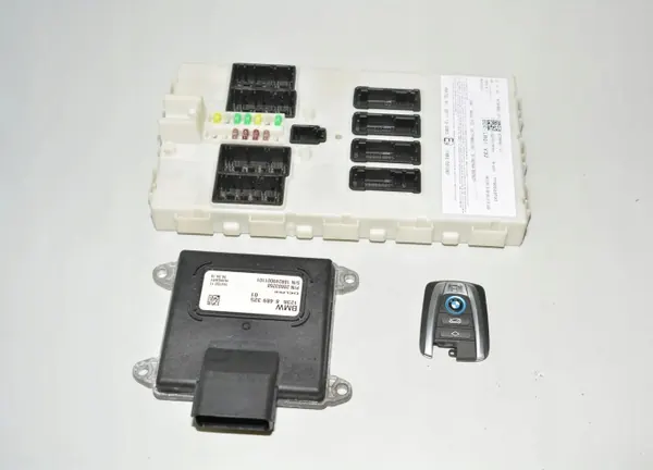 BMW I3 Ontsteking Set OEM 8736682 - Gebruikt image 2