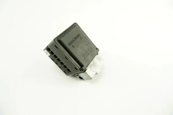 OEM 388481 Steering Column Lock for Renault Megane III image 5