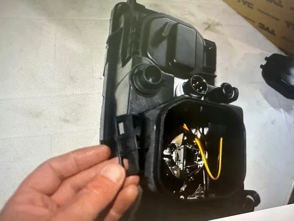 Farol Dianteiro Direito BMW 3 E36 image 2