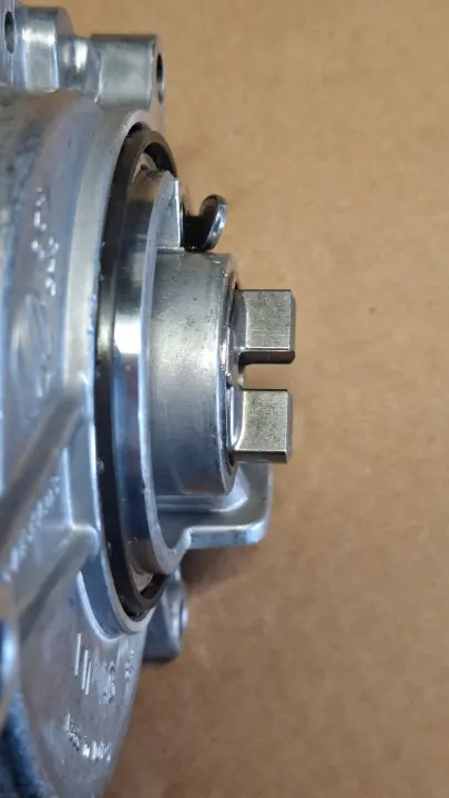 Vakuumpump OEM 06M145100Q för Audi Q7 Q8 Porsche Cayenne image 5