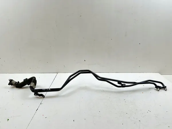 Audi Q7 4L Öljynjäähdytinjohto OEM MAM83134 image 3