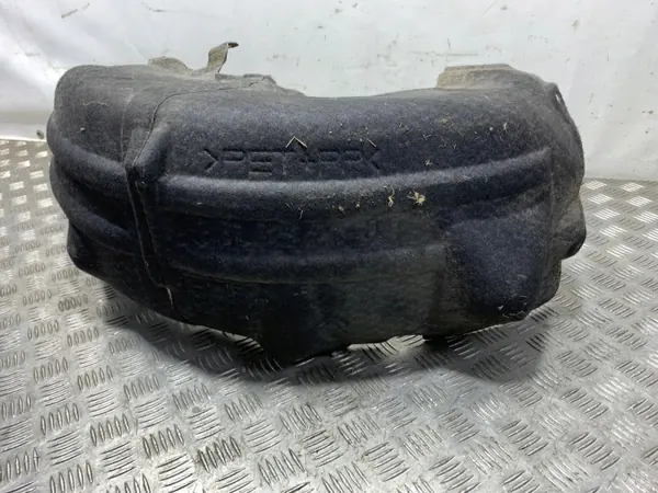 Subaru OE Taka pyöränkaari OEM FBZ29006 Käytetty image 5