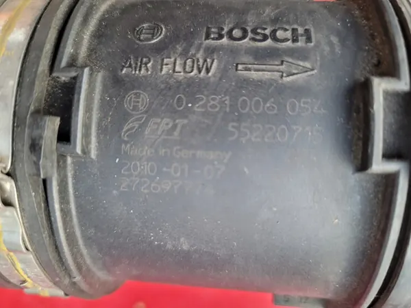 Ilmansuodatin kotelo Fiat Doblo II 1.3 M-JET MULTIJET image 4