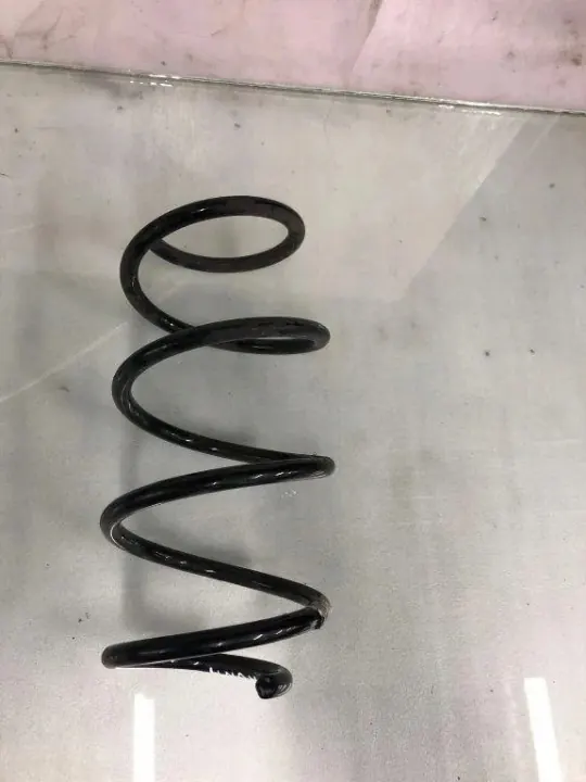 Etuoikea iskunvaimenninjousi OEM 2Q04MBC25AM SEAT ARONA image 3
