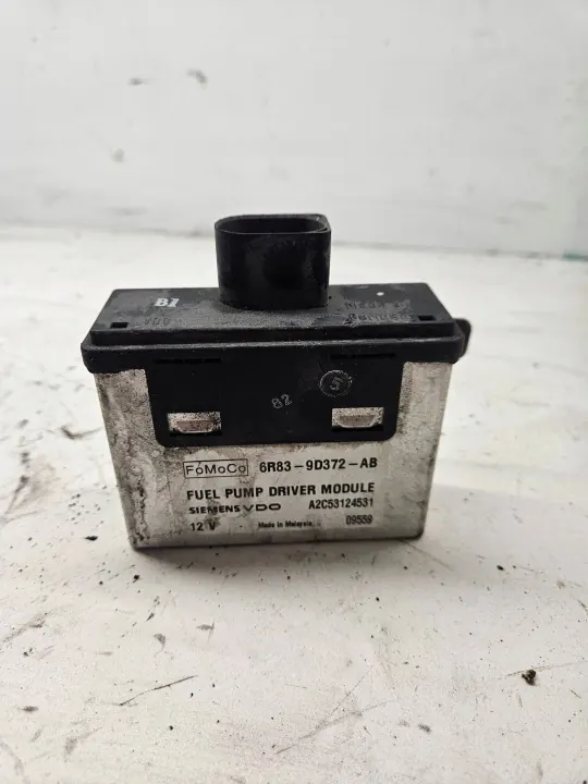 Módulo Bomba Combustível Jaguar XK XKR 2007 OEM 6R839D372AB image 6