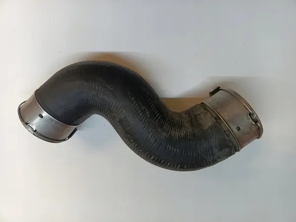 Turbo Intercooler Putki OEM 2506700013404 - Käytetty image 2