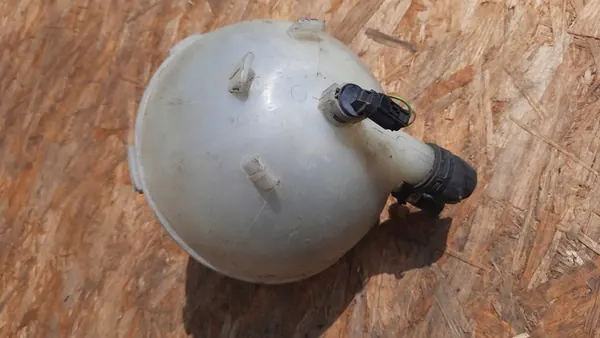 Koelvloeistofreservoir Mercedes Vito 07R A6395010203 image 2