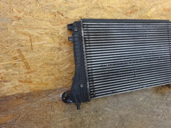 A3 8P GOLF VI LEON II 1.6 TDI Intercooler 1K0145803BM image 2