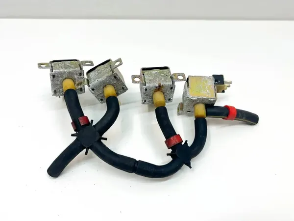 Magnetventil Mercedes-Benz SL R107 OEM A0015406897 image 6