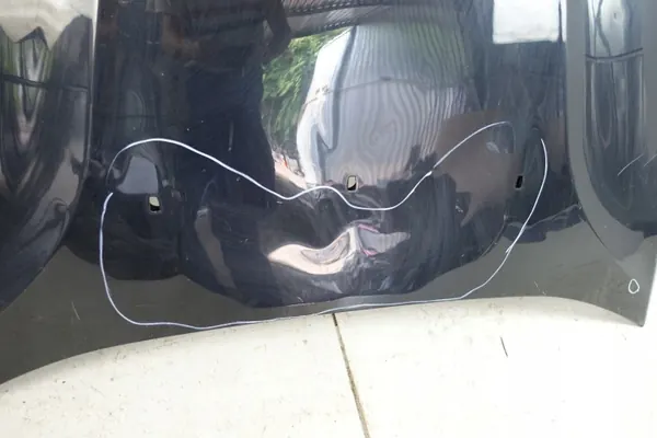Couvercle Moteur VOLVO V40 II OEM - État Utilisé image 3