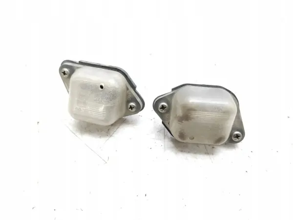 Luz de matrícula Mazda 626 V (GF) OEM E135003 image 2