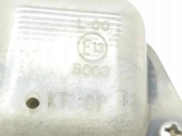 Luz de matrícula Mazda 626 V (GF) OEM E135003 image 6