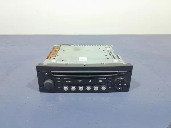 Rádio CD Peugeot 307 OEM 96627393XT - Usado image 2