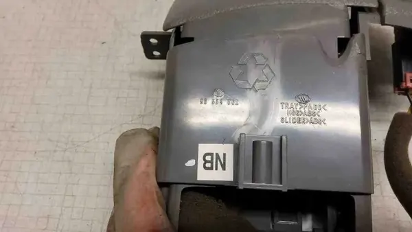 Daewoo Lacetti Front-Aschenbecher OEM 96554862 2003-2009 image 7