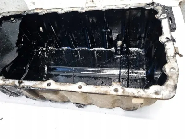 Motorolja panna Volvo V50 2007 2.0L 9656288980 image 2