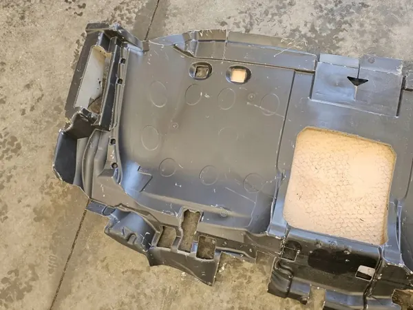 Isolation de banquette Mercedes S550 W222 OEM A2226820510 image 4
