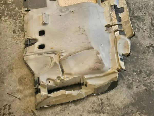 Isolation de banquette Mercedes S550 W222 OEM A2226820510 image 6