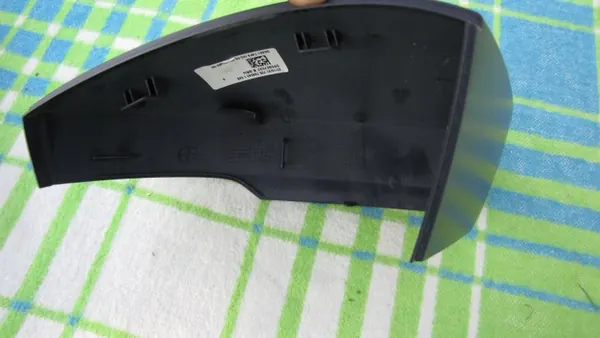 Capot de rétroviseur gauche OEM 565857537D Skoda Kodiaq image 3