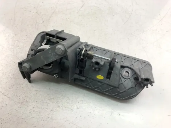 Puxador de porta-malas VW Caddy III Furgão OEM 17467145 image 5