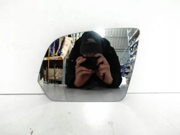 Insert miroir gauche OEM 65568434 pour Mercedes Vito image 2