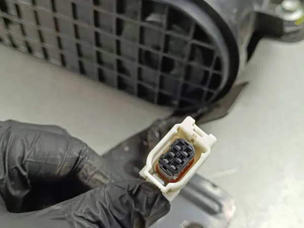 Filtre à charbon vapeur carburant Mazda FOB56067 image 4