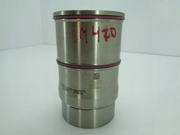 MERCEDES ACTROS MP4 BUSH A4700110210 image 3