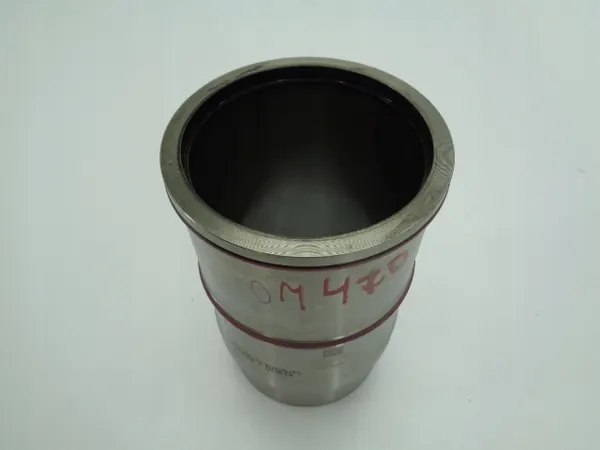 MERCEDES ACTROS MP4 BUSH A4700110210 image 4