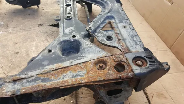 OEM A1686201487 Framhjulsfjäderarm Mercedes A-klass image 10