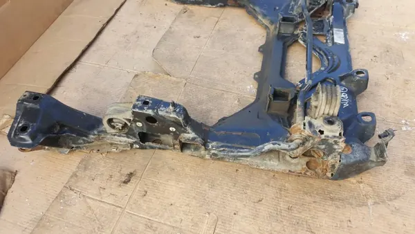 OEM A1686201487 Framhjulsfjäderarm Mercedes A-klass image 3