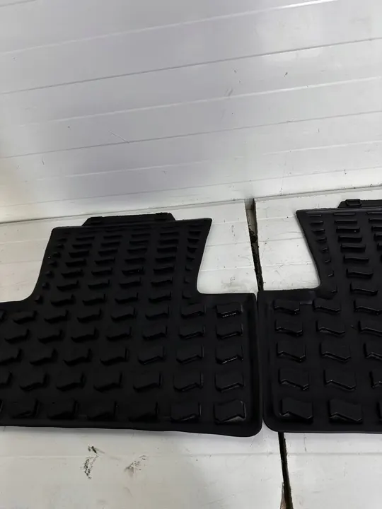 AUDI Q5 SQ5 I 8R Achter Rubber Matten 8R0061511 OEM image 5