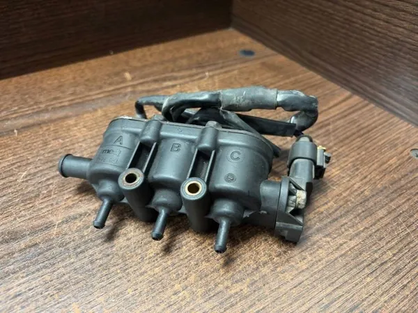 INJECTEUR DE GAZ 110R-000057 image 1