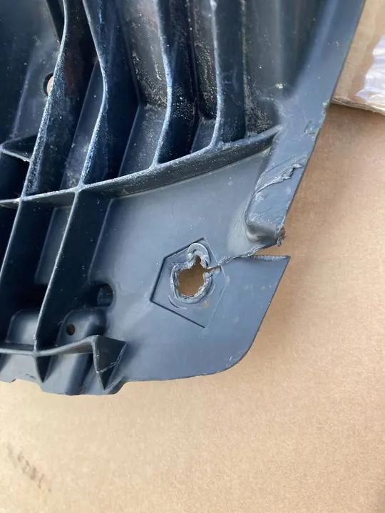 TOYOTA AURIS I 06-12 Framskärmskydd OEM image 7