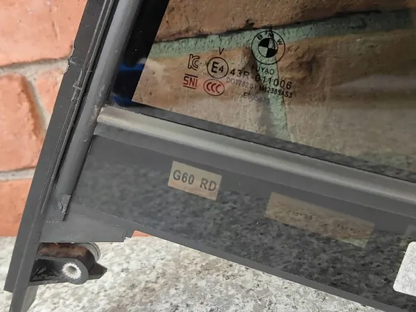 BMW G60 Seitenscheibe OEM 5A19D31 Linke Hintertür image 3