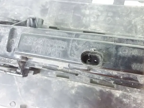 Luz diurna Mercedes-Benz OEM A2049065501 image 5
