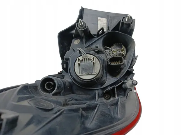 LUZ LED TRASERA DERECHA OPEL ASTRA K COMBI (15-19) 39077377 image 2