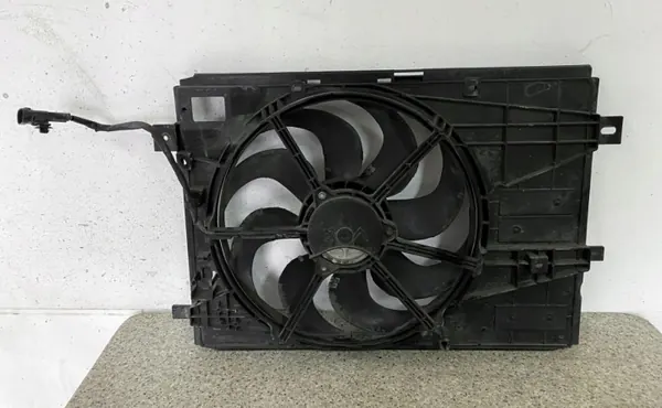 OEM Vesijäähdytinpuhallin Citroen DS7 1.6 THP:lle image 10