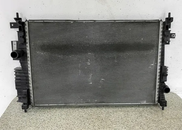 OEM Vesijäähdytinpuhallin Citroen DS7 1.6 THP:lle image 5