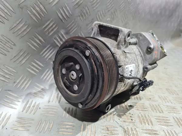 Ilmastointikompressori Opel Astra J 1.6 16V A16XER image 2