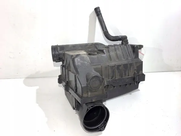 Ilmansuodattimen kotelo VW Golf V 2.0 140HV 03-10 image 2