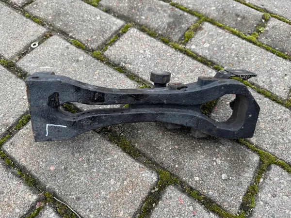 Suporte de Cabine Esquerdo Ford F-Max OEM Mocowanie Wspornik Łapa Kabiny Lewa image 3