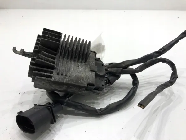 OEM 8E0959501R Ventilatormodule voor Audi A4 B7 2.0 140PK image 3