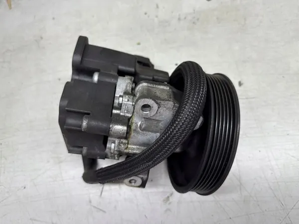 MERCEDES E220 W204 2.2 CDI Servostyrning A0044667001 image 4