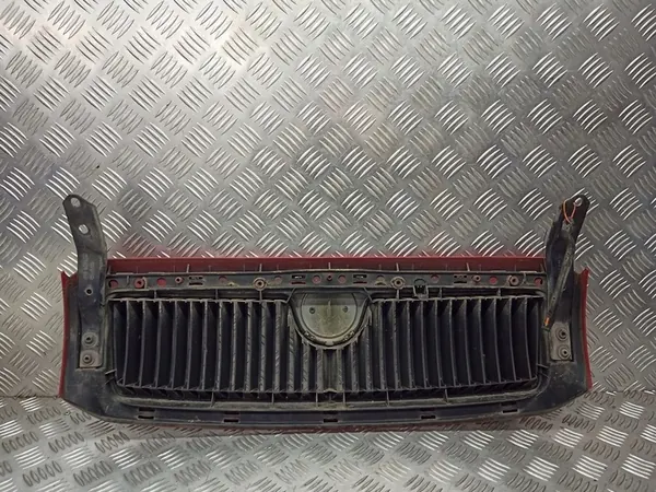 Skoda Fabia I Front Grill 6Y0853668B image 2