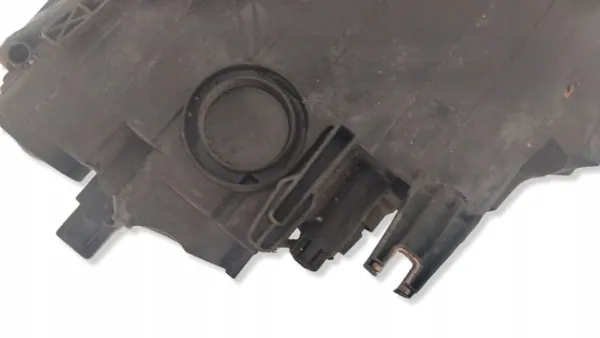 Audi A4 B8 höger framlykta OEM 8K0941004A image 7