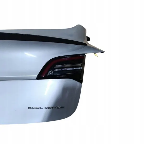 Tesla Model 3 2018 Takaluukku OEM 109282000E image 5