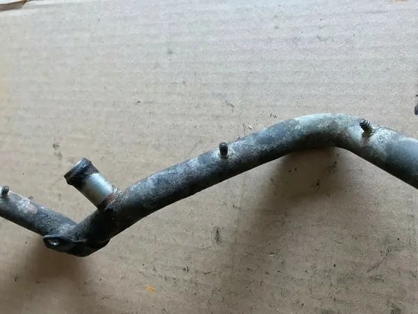 Volkswagen Golf II 1984 Jäähdyttimen Letku image 4