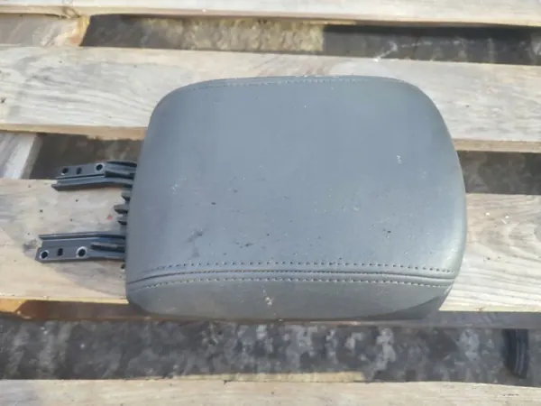 Accoudoir Volvo V50 Cuir OEM - État Utilisé image 4