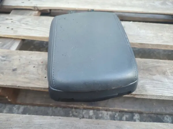 Accoudoir Volvo V50 Cuir OEM - État Utilisé image 5